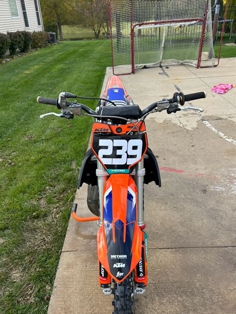 KTM239F.jpg