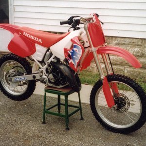 1993 CR125